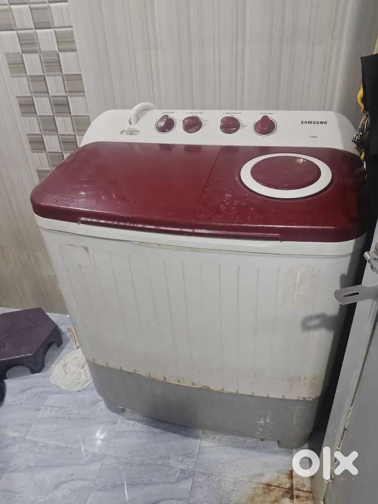 SAMSUNG WASHING MACHINE 7KG