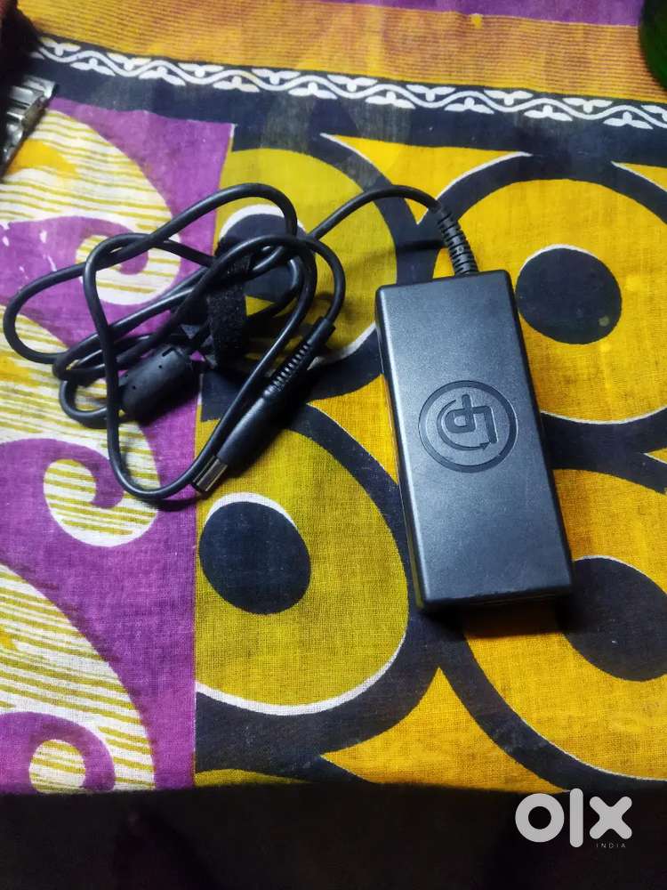 2 Laptops charger 4.4mm. 2 Adaptor 45w. 60w ..  all Dell laptop saport