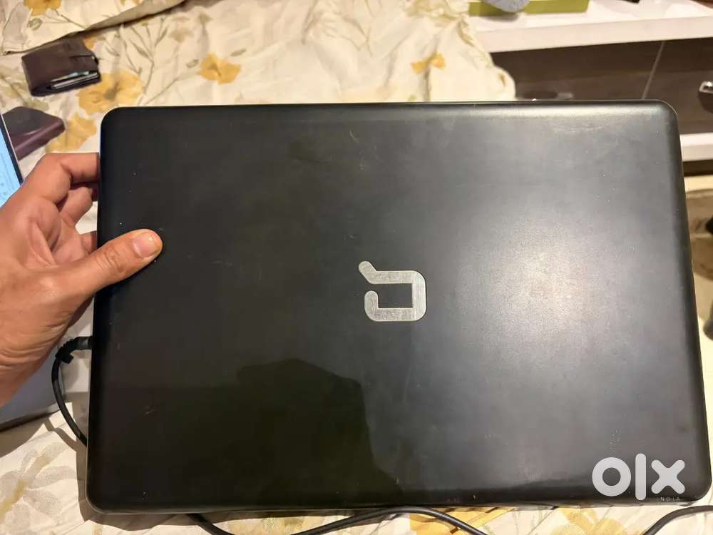 Compaq laptop 15.6 inch 512gb hard disk