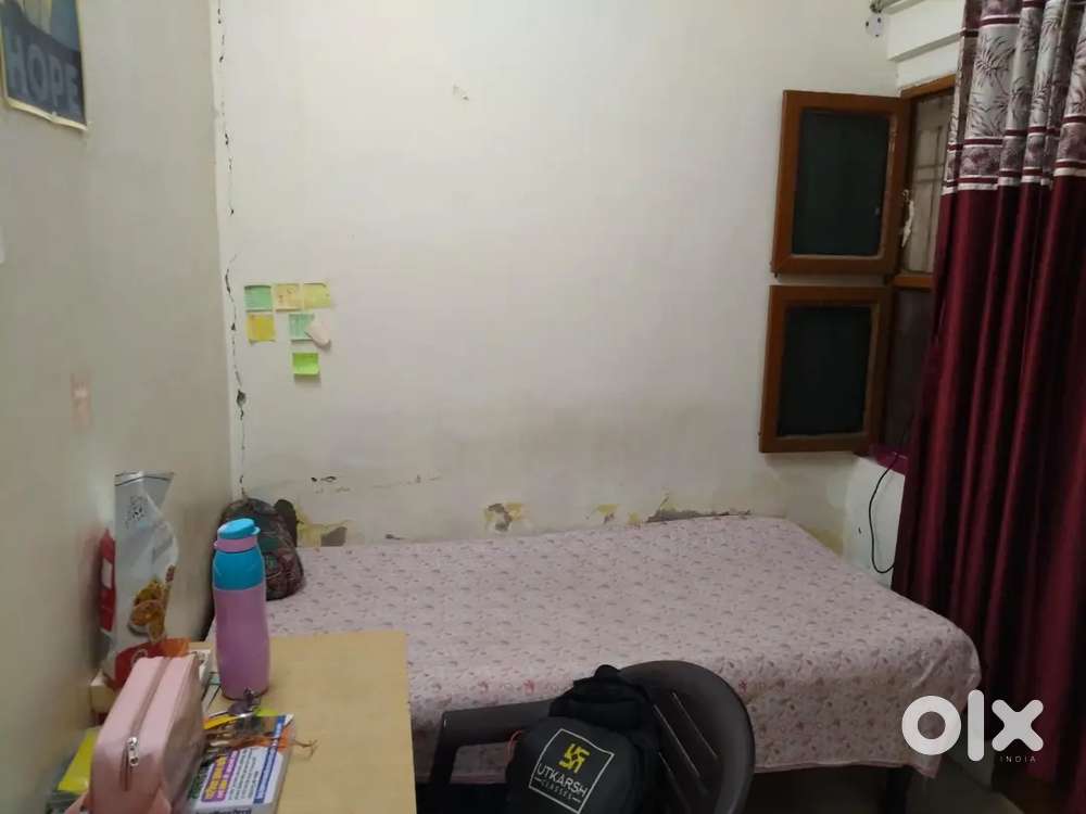 Singhal room available