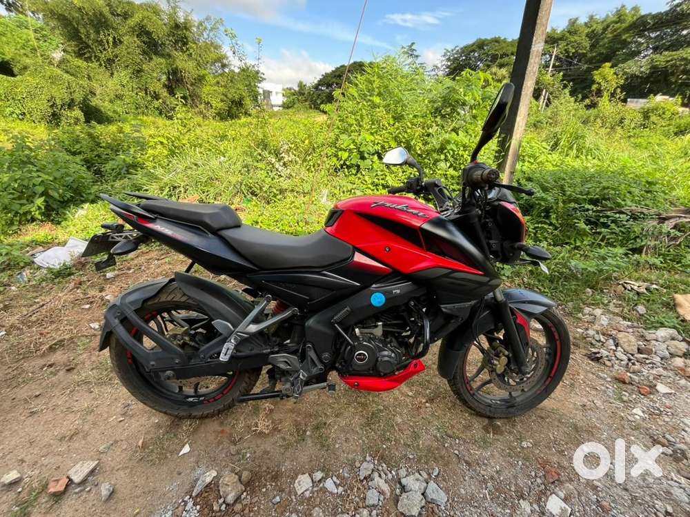 PULSAR NS160 , BSIV