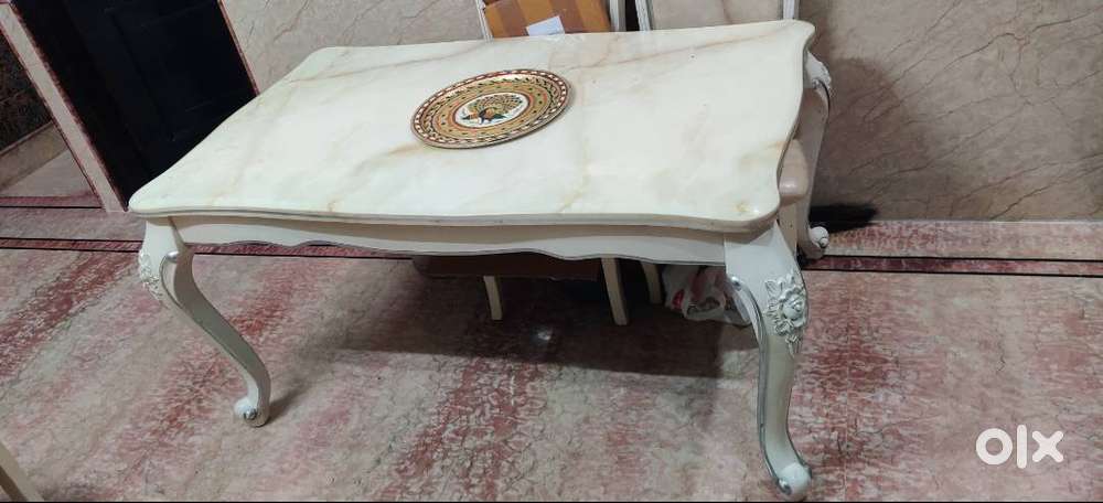 Best condition Marble 6 seater Dining Table