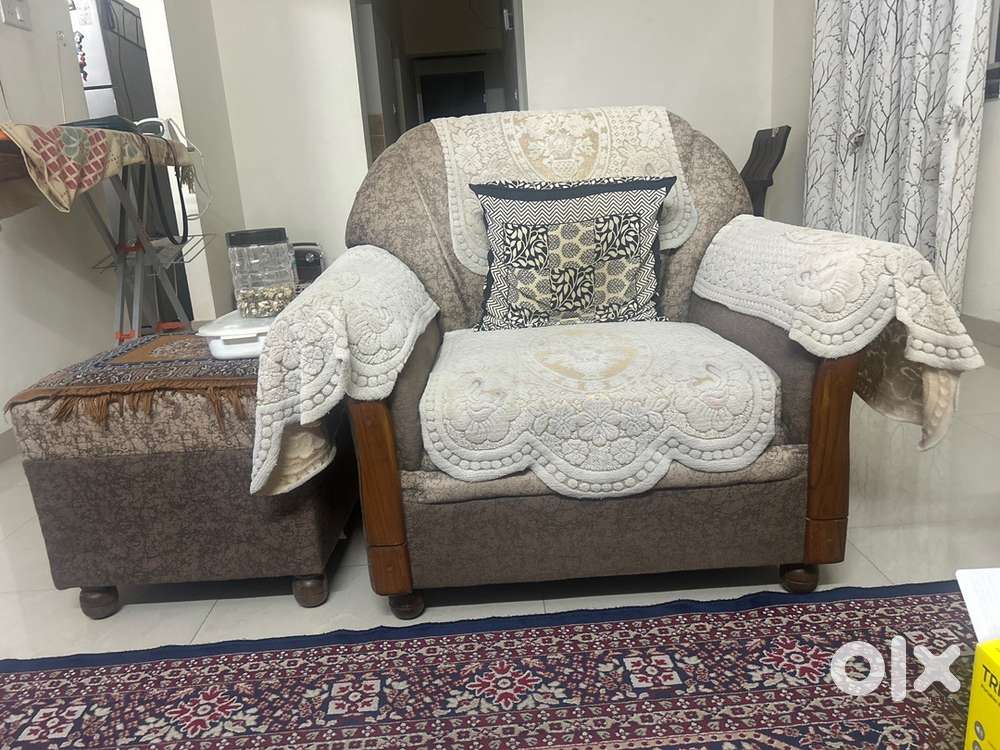 5Seater sofa set