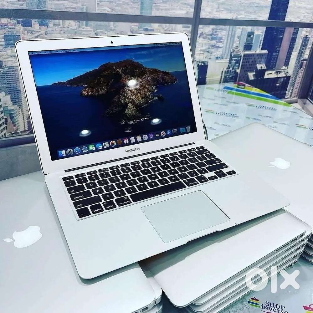 Apple Macbook Air A1466 Core i7 8GB / 256GB Laptop
