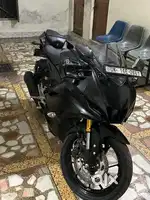 Yamaha R15 V4 Dark Knight 2022, well-maintained, sporty & stylish