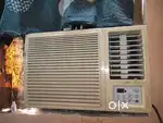 Stylish 3-star, 1.5 TR window AC