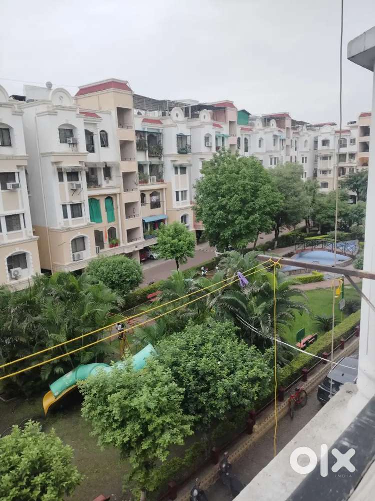 2 BHK Flat E-3 Arera Colony, paras city