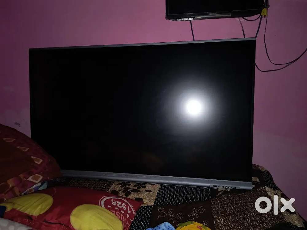Interactive panel 65inch A1condition 12month old