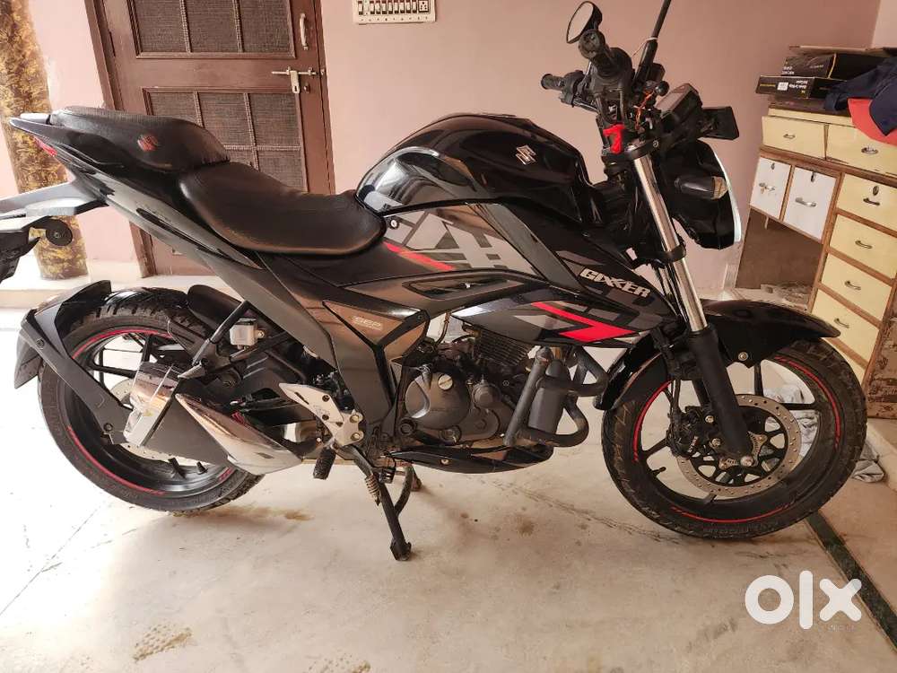Suzuki gixxer