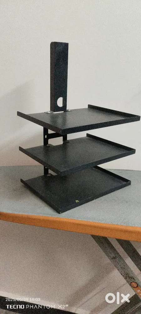 Multipurpose wall mount organizer