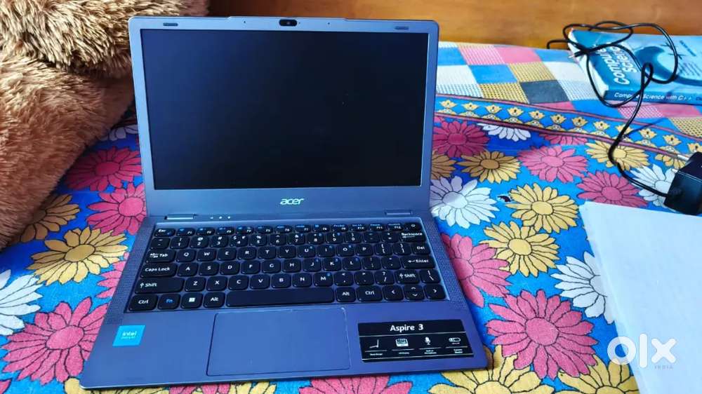 Acer aspire 7 11inch