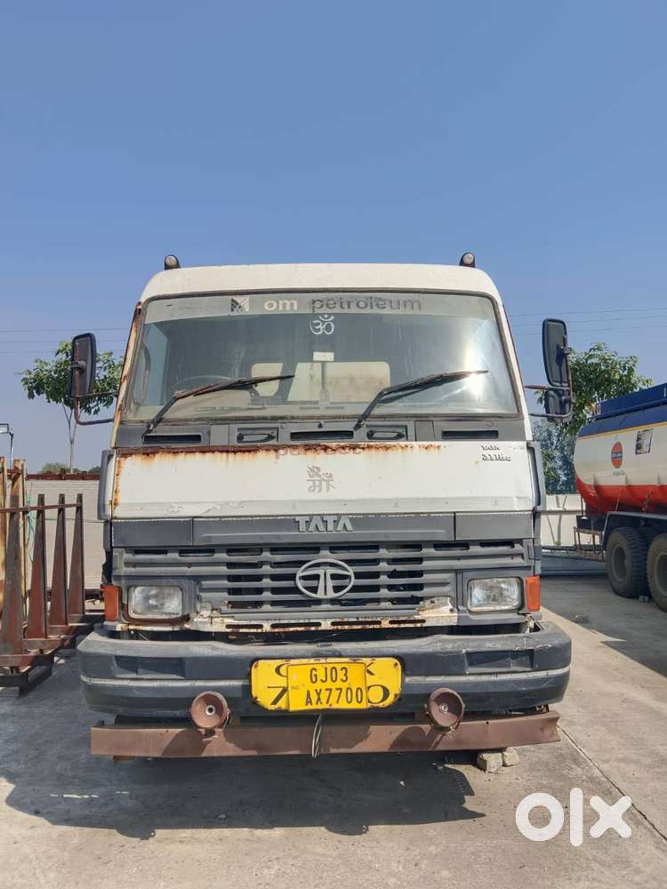 24KL TANKER ( ONLY INTRESTED PERSON CONTACT)