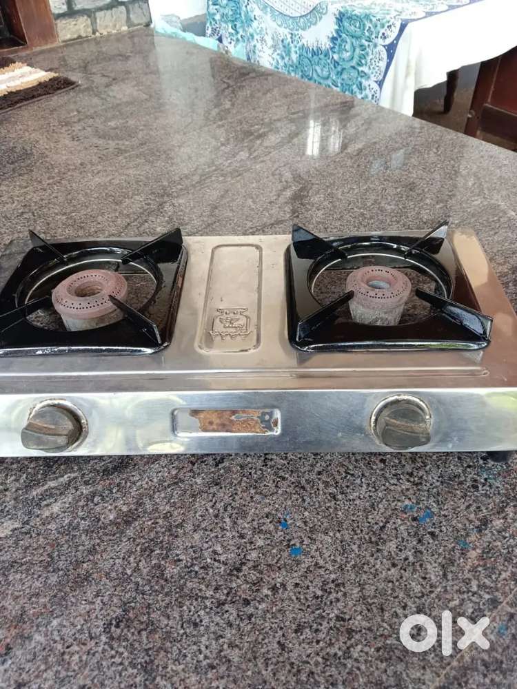 GAS STOVE  FOR SALE