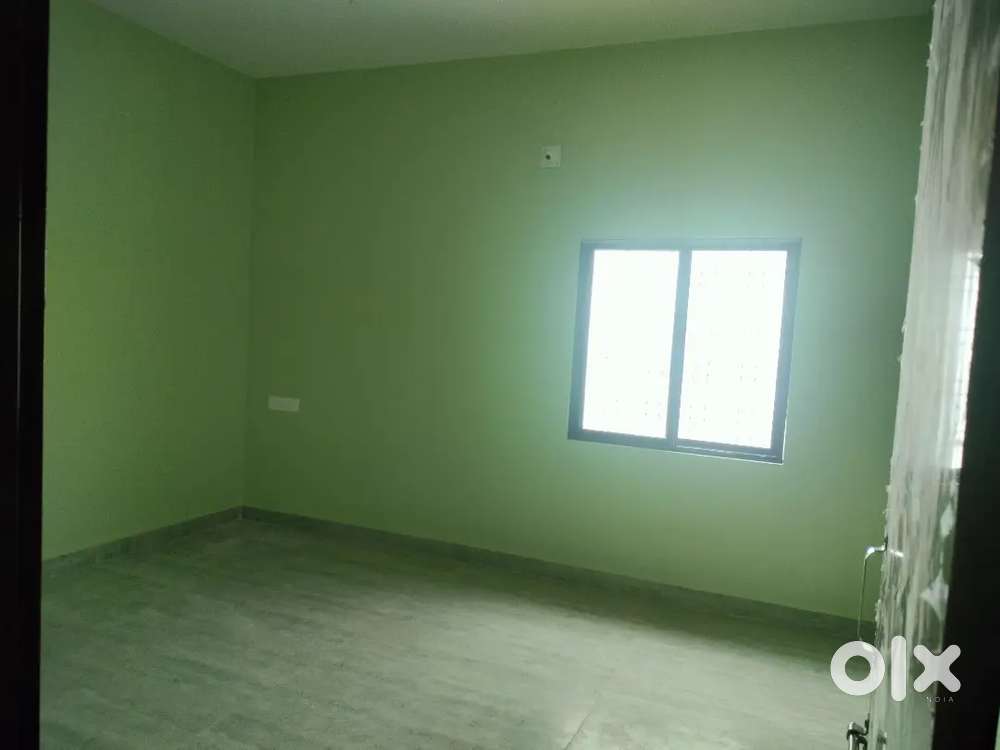 2 BHk with car parking near St. Joseph school sakhipara