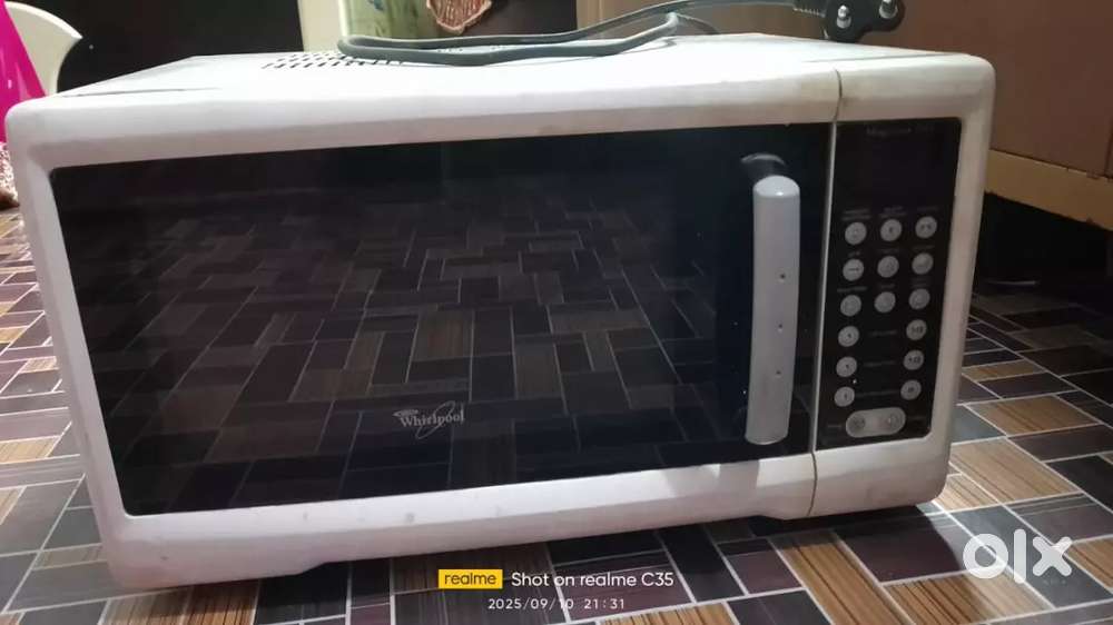 SAMSUNG TV