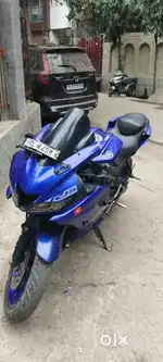 R15 v3 with original akropovic exhaust good condition bilkul okay gad