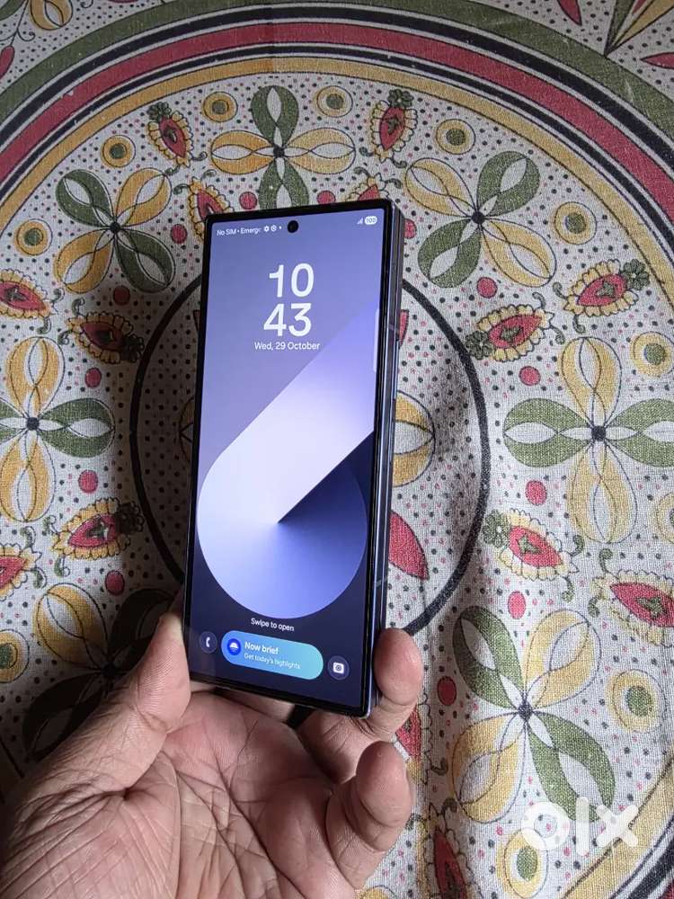 Fold 6 - Inside Display Off - Indian - 256 GB