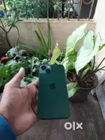 iPhone 13 with wireless power bank in Excellent Condition –