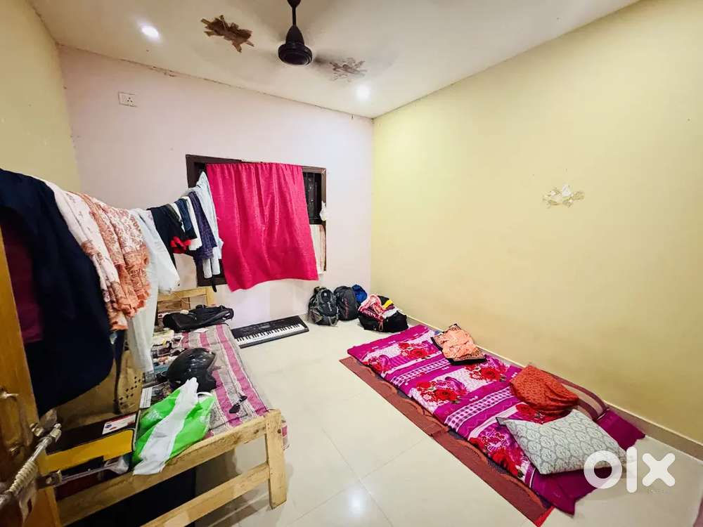 Full separate room Roommate need