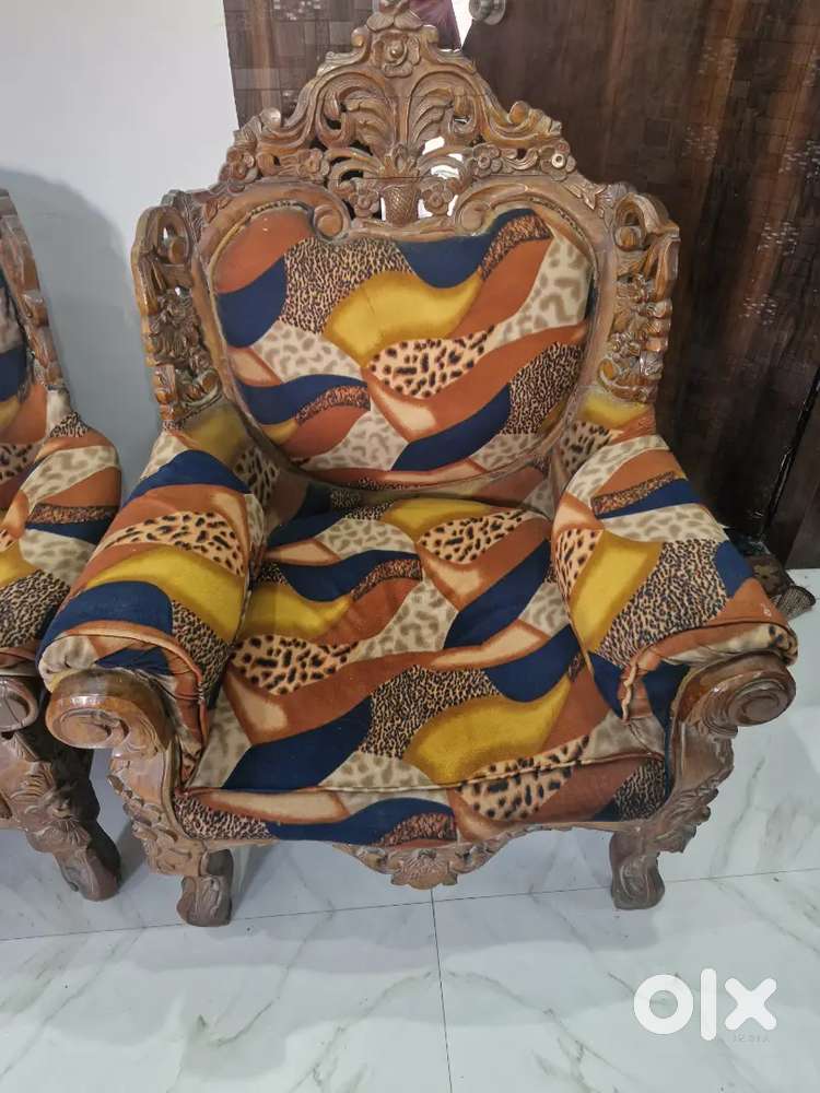 5 seater luxary sofa