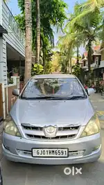 Toyota Innova 2006
