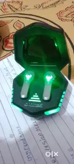 Aromas earbuds