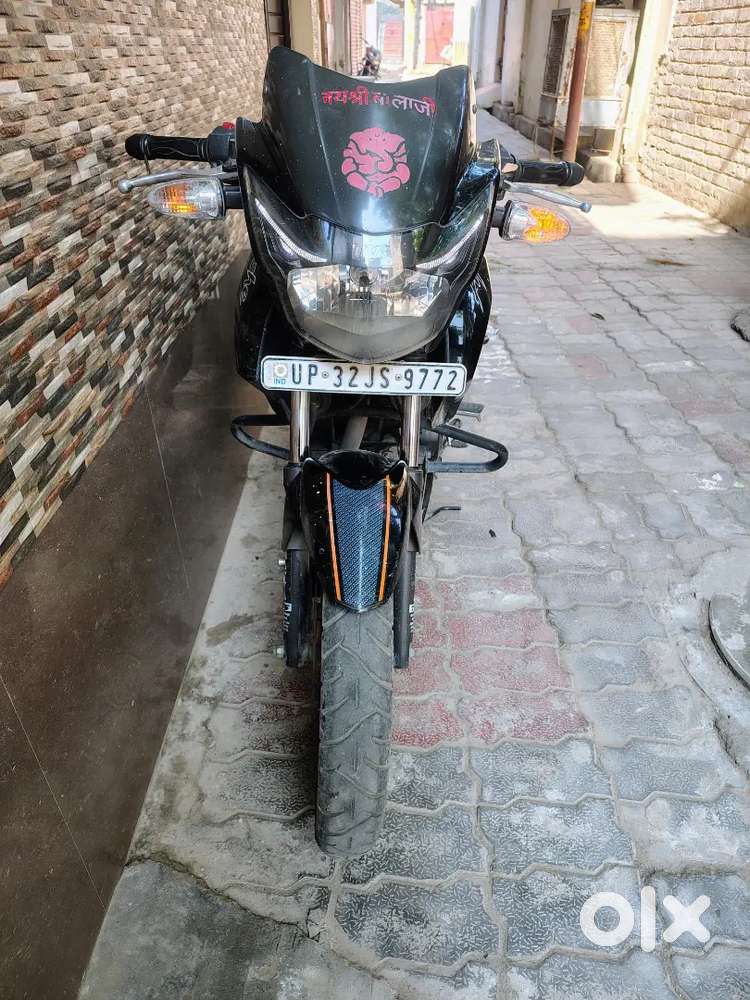 Apache RTR 160 good condition first hand bike