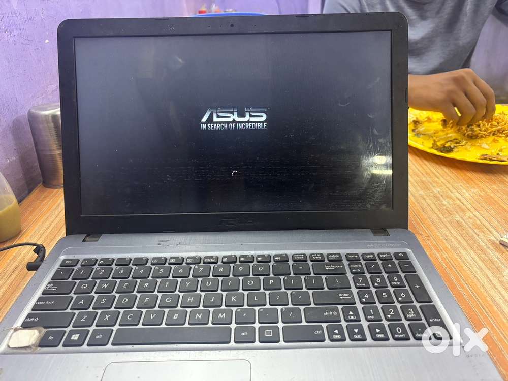 ASUS LAPTOP