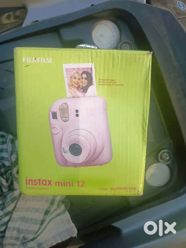 Fujifilm insta film camera