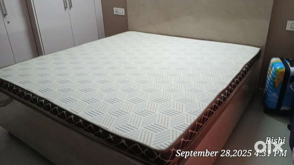 Sleepwell new double bed mattresses