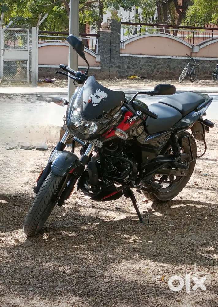 Bajaj pulser 150