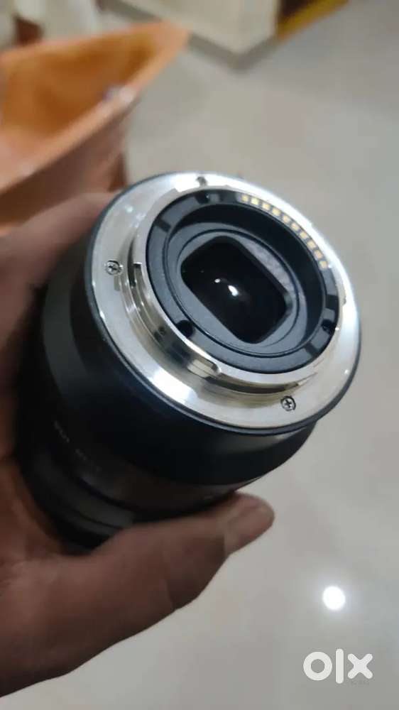 Sony E Mount E PZ 18-105mm F4 G OSS APS-C Lens (SELP18105G)