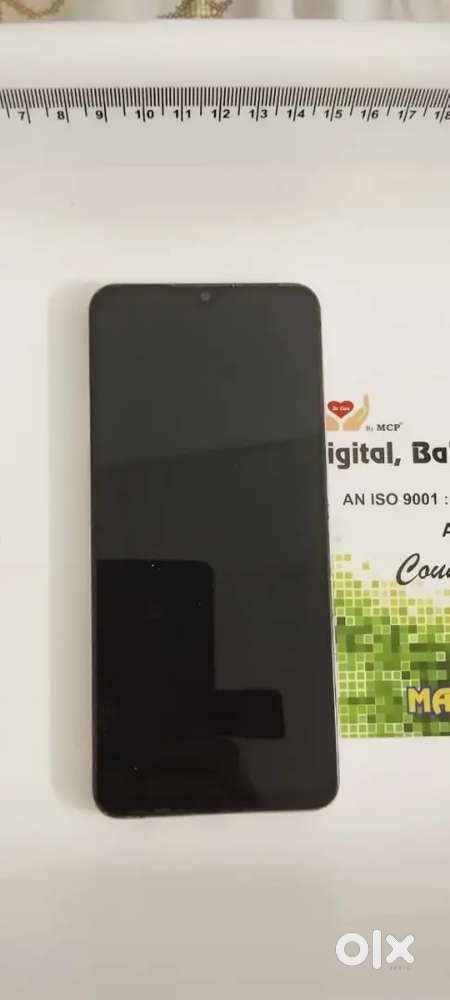 Oppo F17( 4 years old)