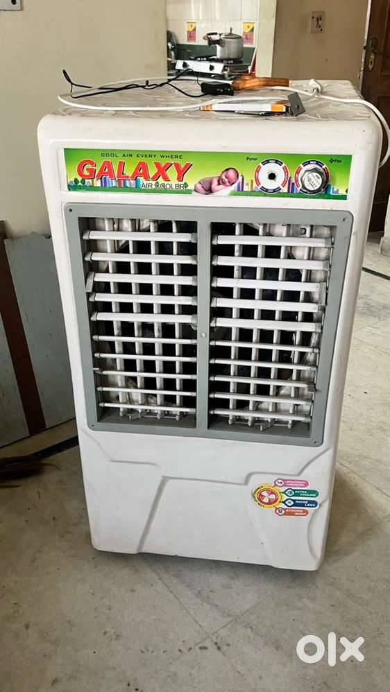 Plastic Air cooler with a water pump