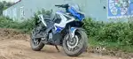 Heavy bike rs 200