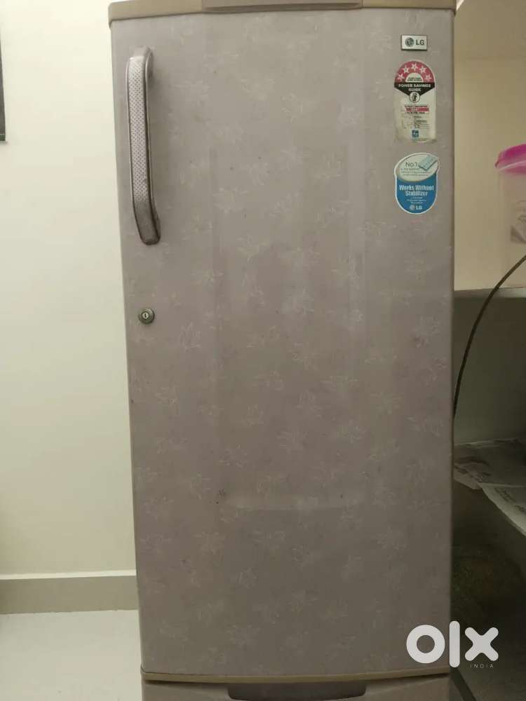 LG SINGLE door fridge