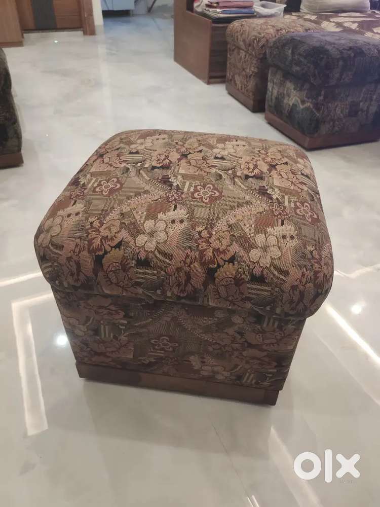 Movable stools