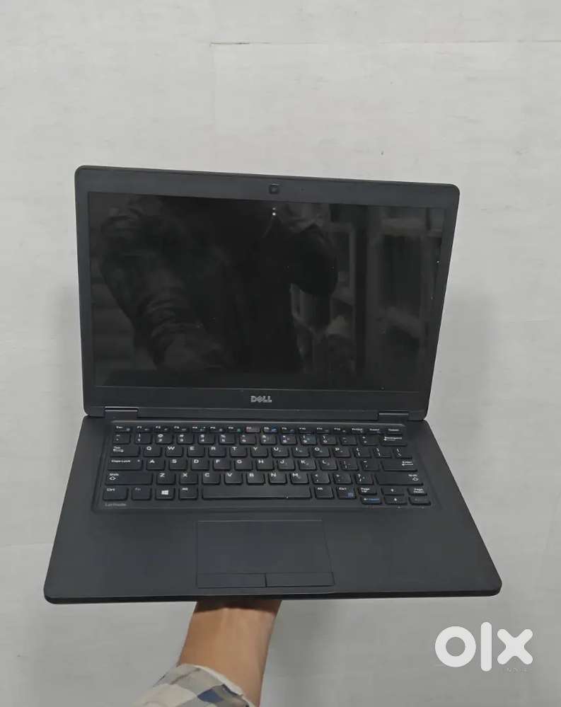 DELL 5590 i7-8th