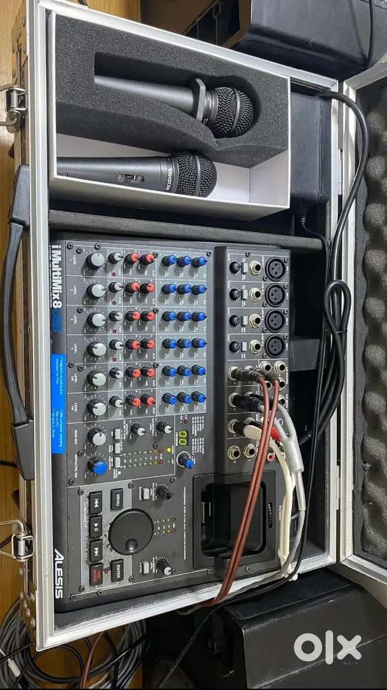 Alesis multimix8  audio sound mixer.