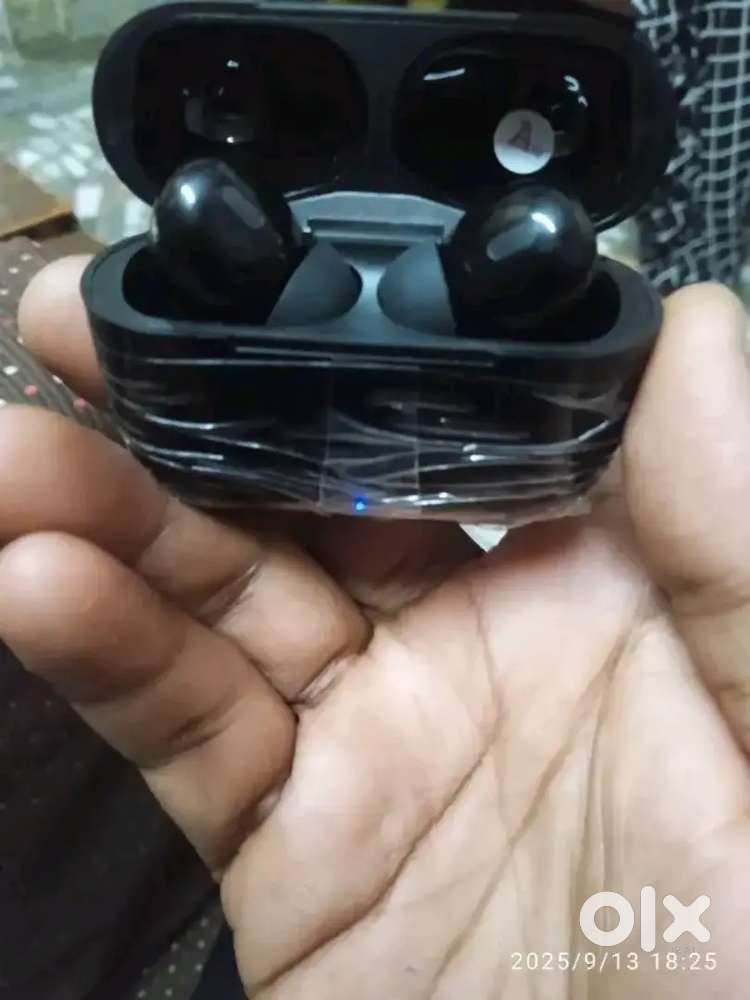 Bluetooth Earbuds TWS