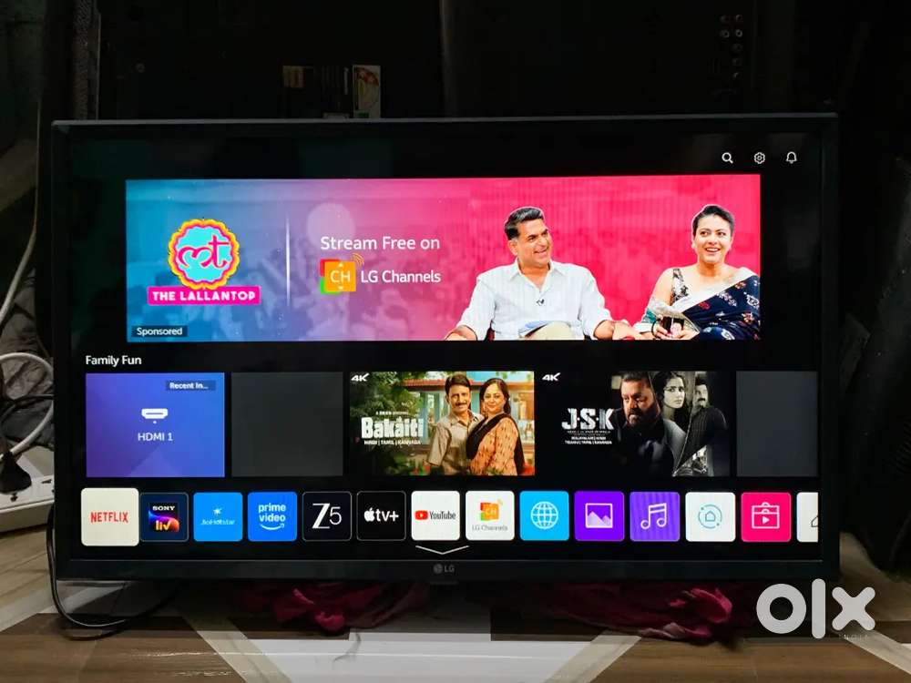 Lg 32 inch smart led tv Good and working condition