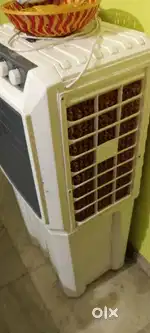 3 month old 120 ltr cooler