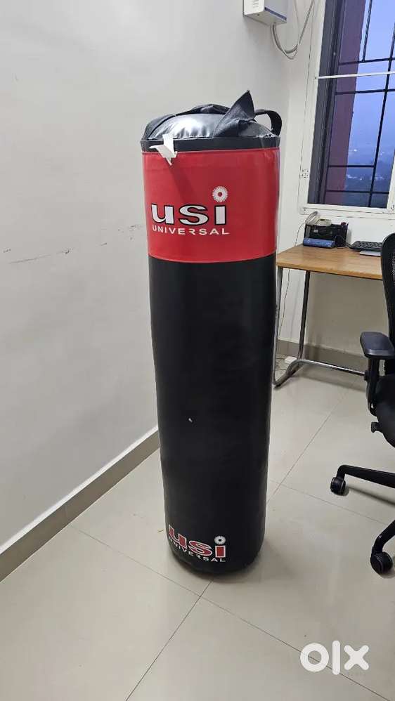 USI UNIVERSAL THE UNBEATABLE Punching Bag, Boxing Bag