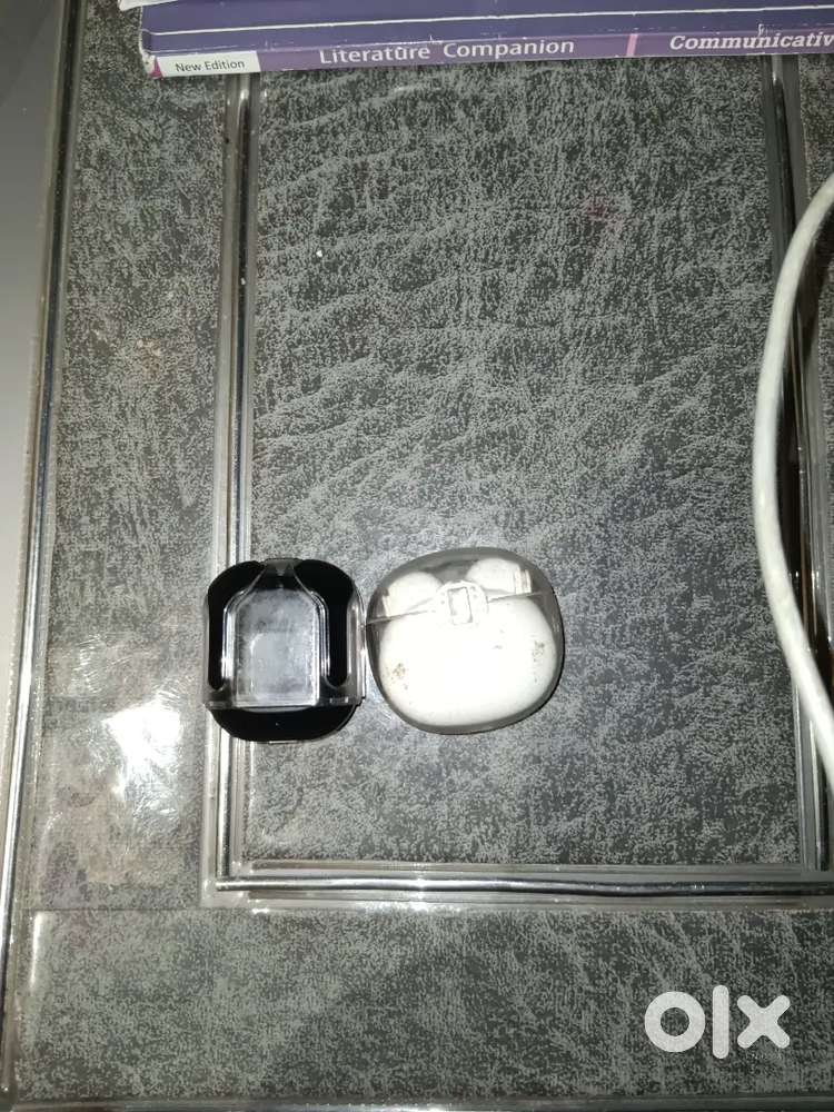 Good premium quality pair of headphones