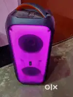 Warranty Active ..Boat 120 watt party speaker ...powerful bass