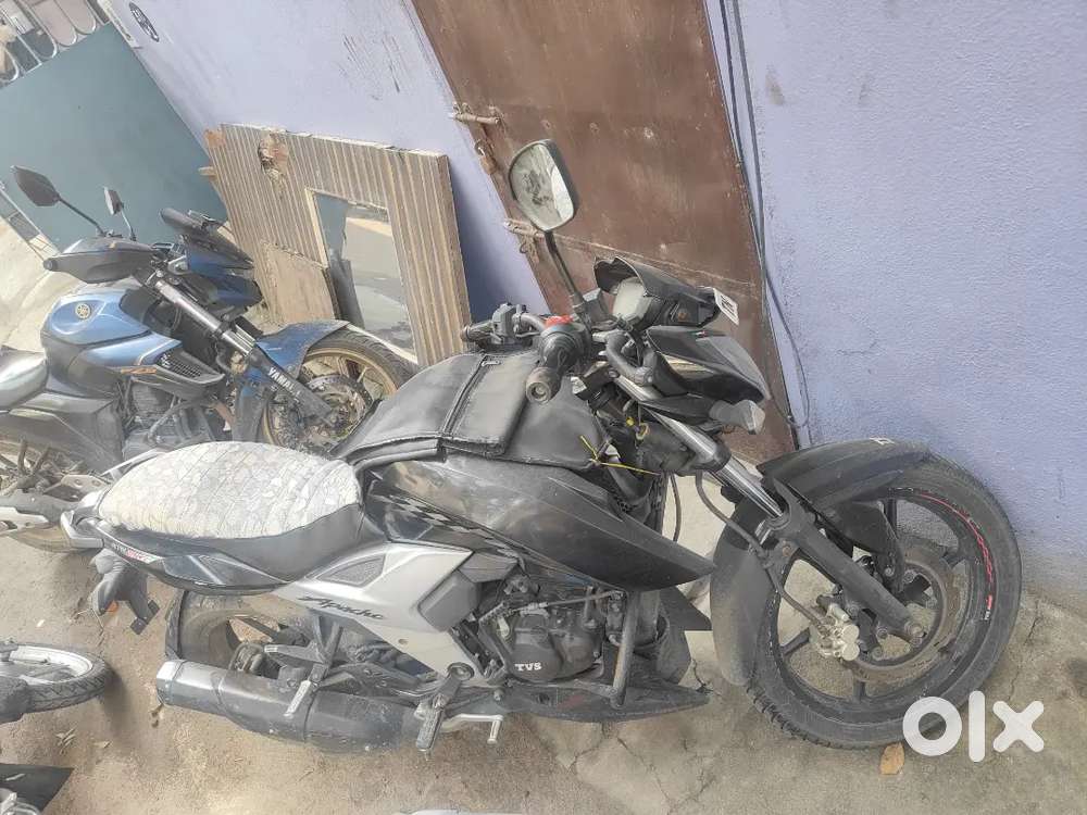 TVs Apache RTR 4v fi single owner