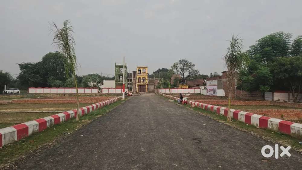 लखनऊ कानपुर हाईवे से मात्र 300 मीटर की दूरी पर आवासीय प्लॉट उपलब्ध है