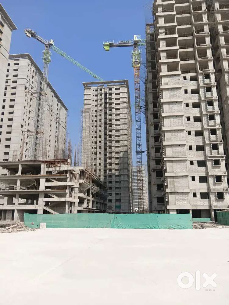 Prime location of Hyderabad 2bhk Apartment in 1.3 Cr Budget,