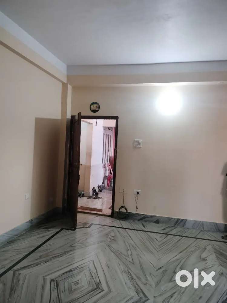 2 bhk flat for rent at rajgarh road