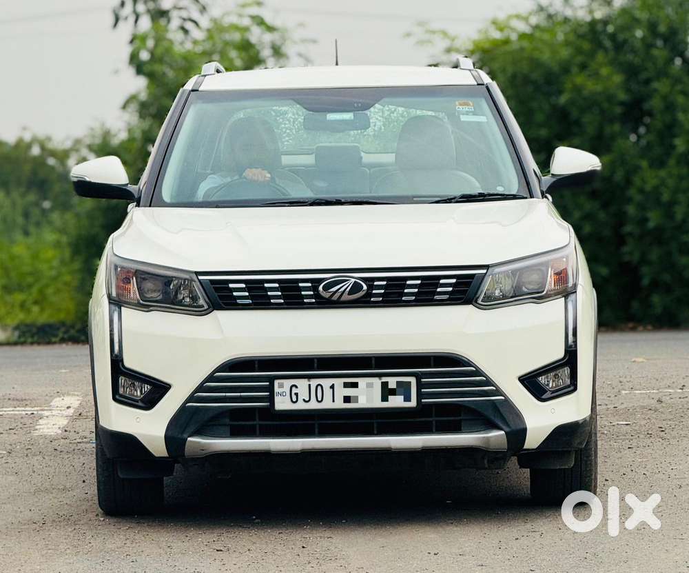 Mahindra XUV300 W8 (O) 1.5 Diesel AMT, 2019, Diesel
